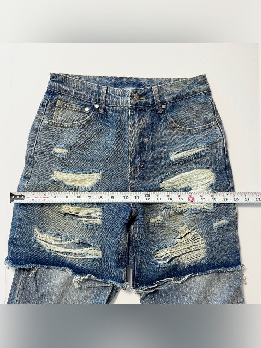 Aelfric Eden NWT size 30 distressed denim shorts over pinstripe flared pants - Picture 10 of 16